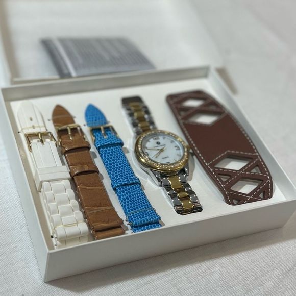 Danielle Swaebe Two Tone & Gold Watch set - Picture 4 of 12